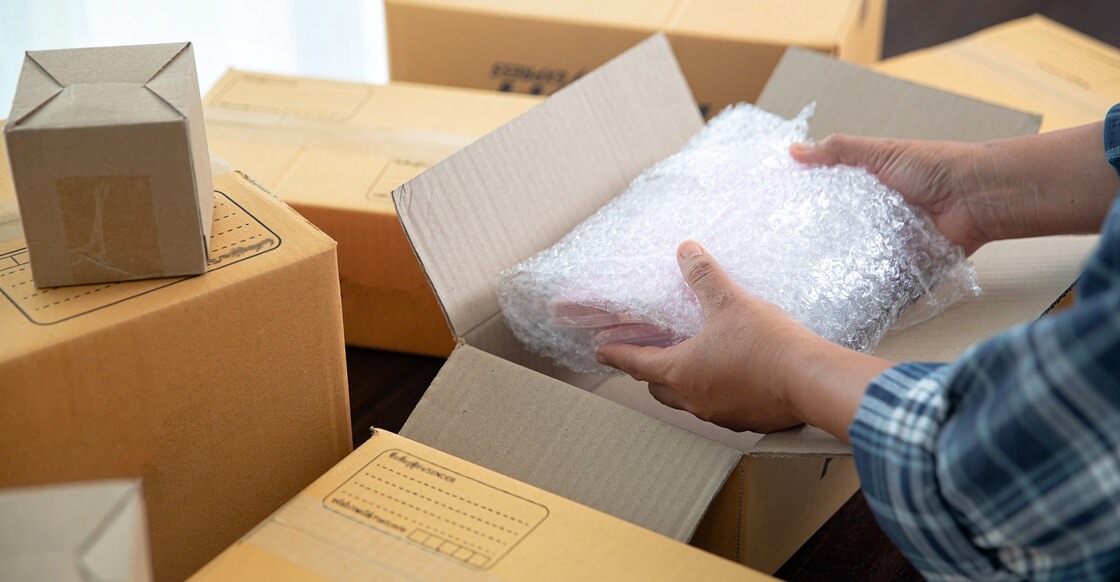 Self Storage Packing